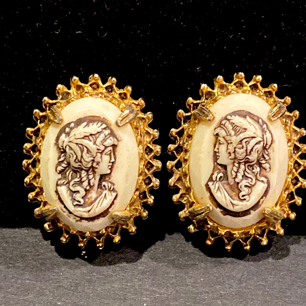 Florenza Gold Tone Cameo Earrings With Clip Backs.
